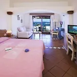 Szálloda La Bisaccia Baja Sardinia