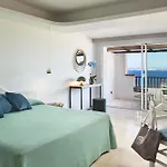 Szálloda La Bisaccia Baja Sardinia