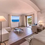 Szálloda La Bisaccia Baja Sardinia
